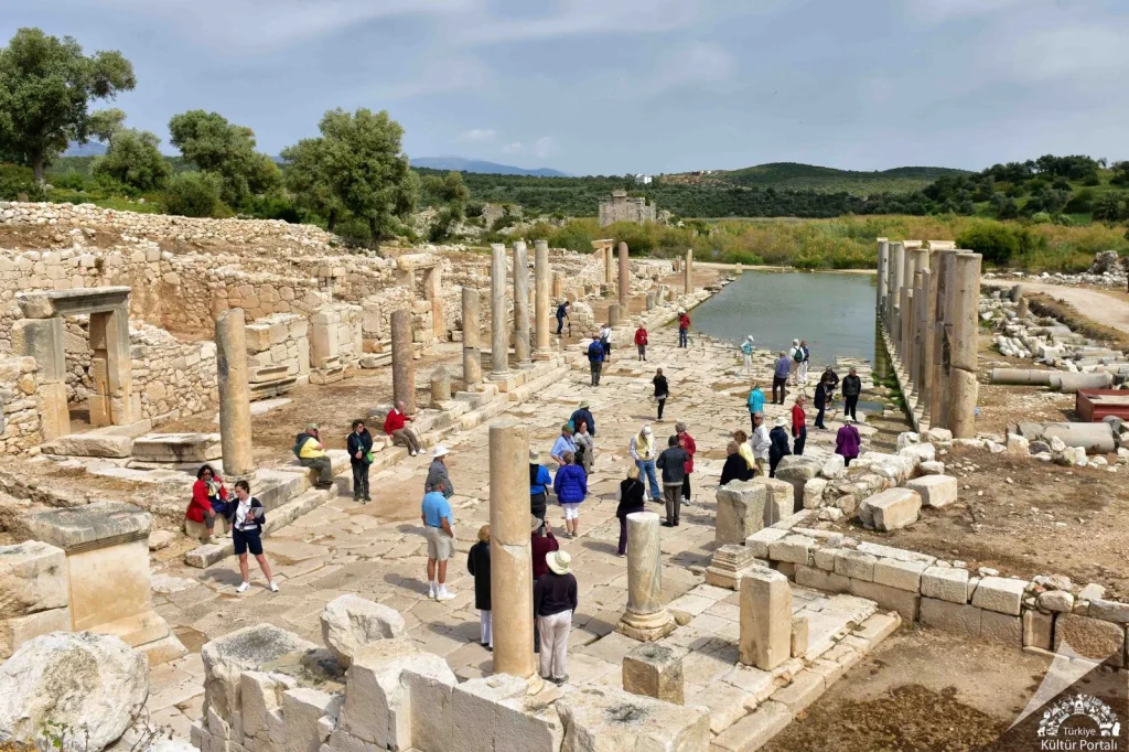 Patara Antik Kenti – Antalya: Likya’nın Başkenti ve Efsaneler Diyarı