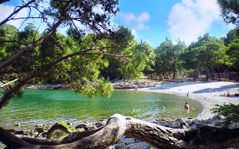 Phaselis’te Gezilecek Yerler