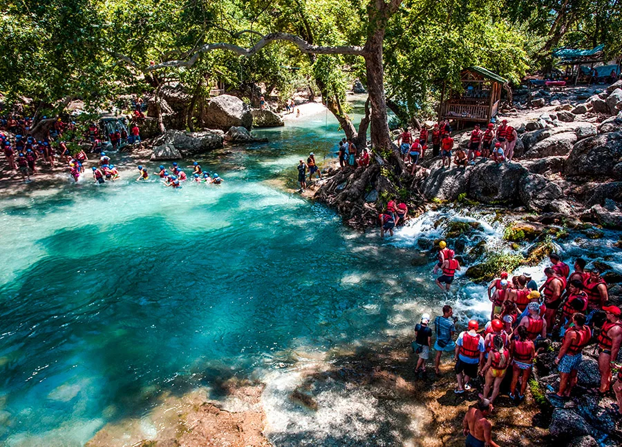 Köprülü Kanyon Milli Parkı: Antalya’nın Macera ve Doğa Harikası 🌿🚣