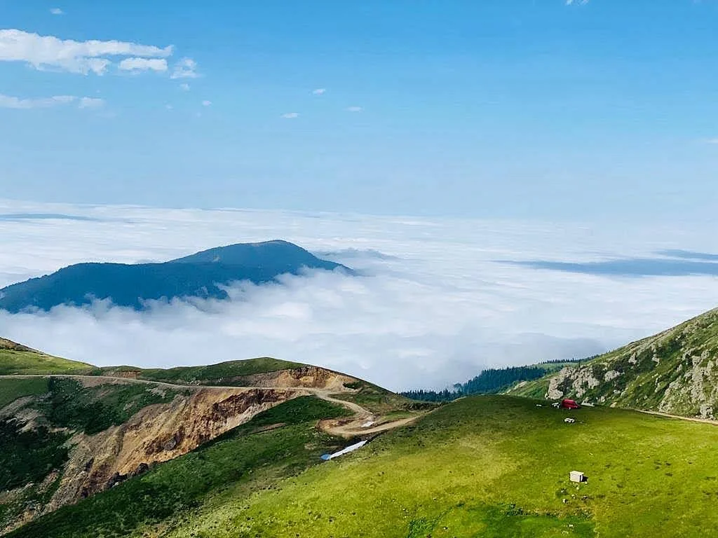 Handüzü Yaylası Tabiat Parkı – Rize Gezi Rehberi