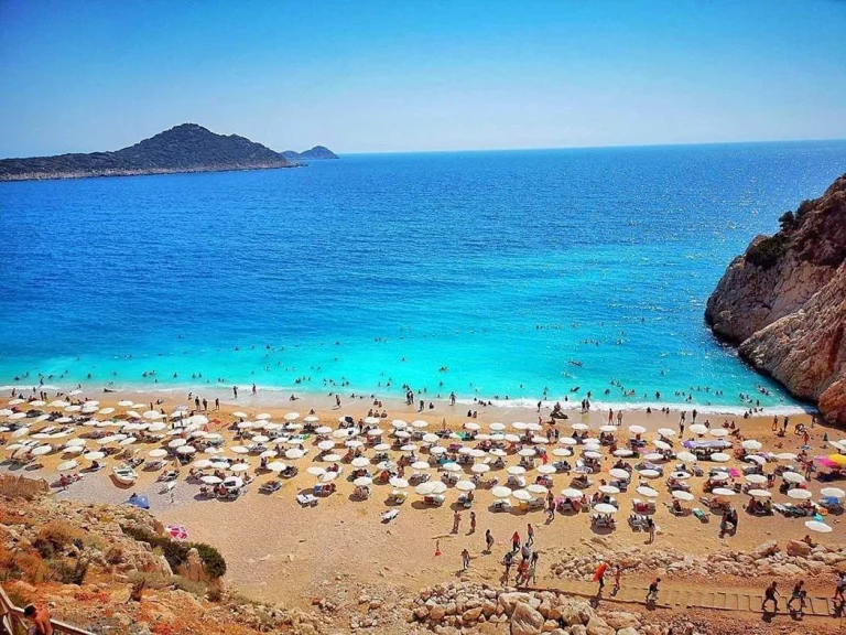 Kaputaş Plajı – Kaş’ın Turkuaz Renkli Doğal Cenneti